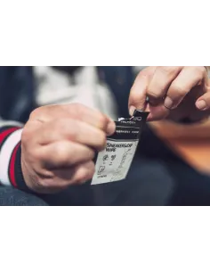 Cleaning Wipes for Shoes and Caps 2