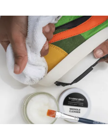 Limpiador suelas y medias-suelas zapatillas