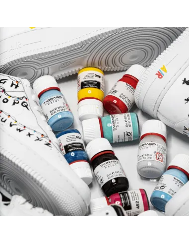 Sneakers Paint Neutral Base