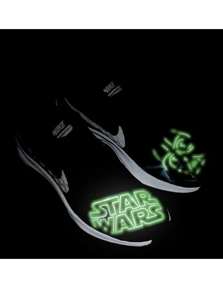 Sneakers Paint Glow In The Dark 25 ml. Sneakers Paint Glow In The Dark 25 ml.